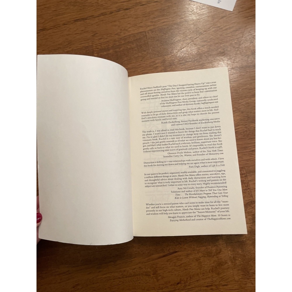 Hands Free Mama Rachel Macy Stafford A Guide on Parenting Motherhood Paperback - Picture 4 of 4